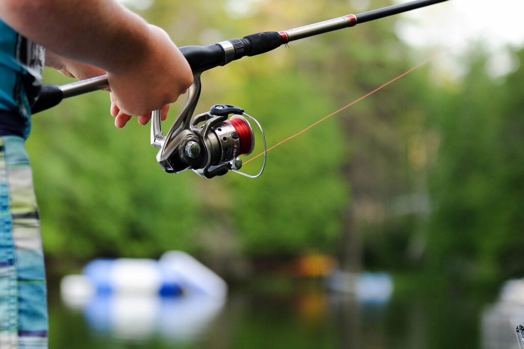 How Much Fishing Line For Spod Rod: Line Capacity And Loading Tips